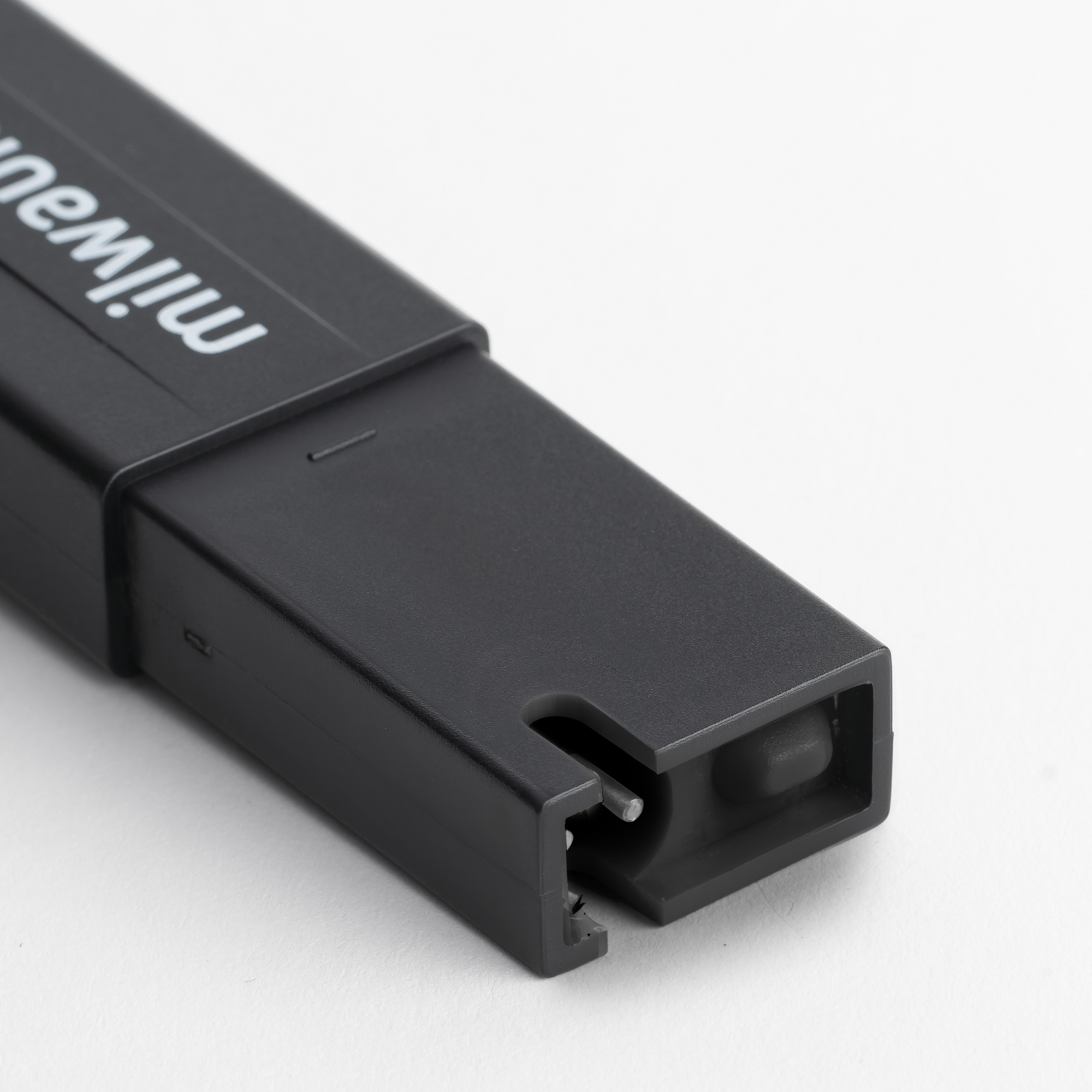 Milwaukee CD610 TDS Tester hoher Bereich für gelöste Feststoffe, Detailansicht der Sensorelektrode