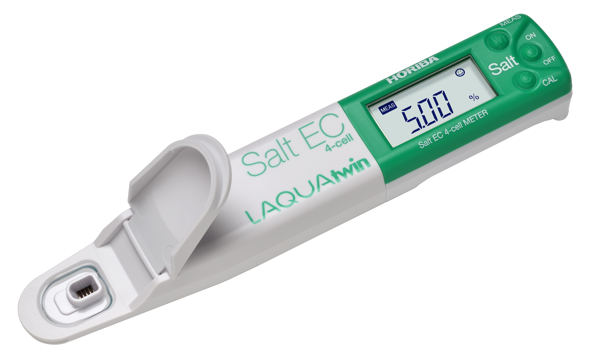 Horiba LAQUAtwin Salz 4ECSalt-11 Pocket-Tester unsere Artikelnummer 896096. Schräg liegendes Gerät mit Blick auf den Messsensor.
