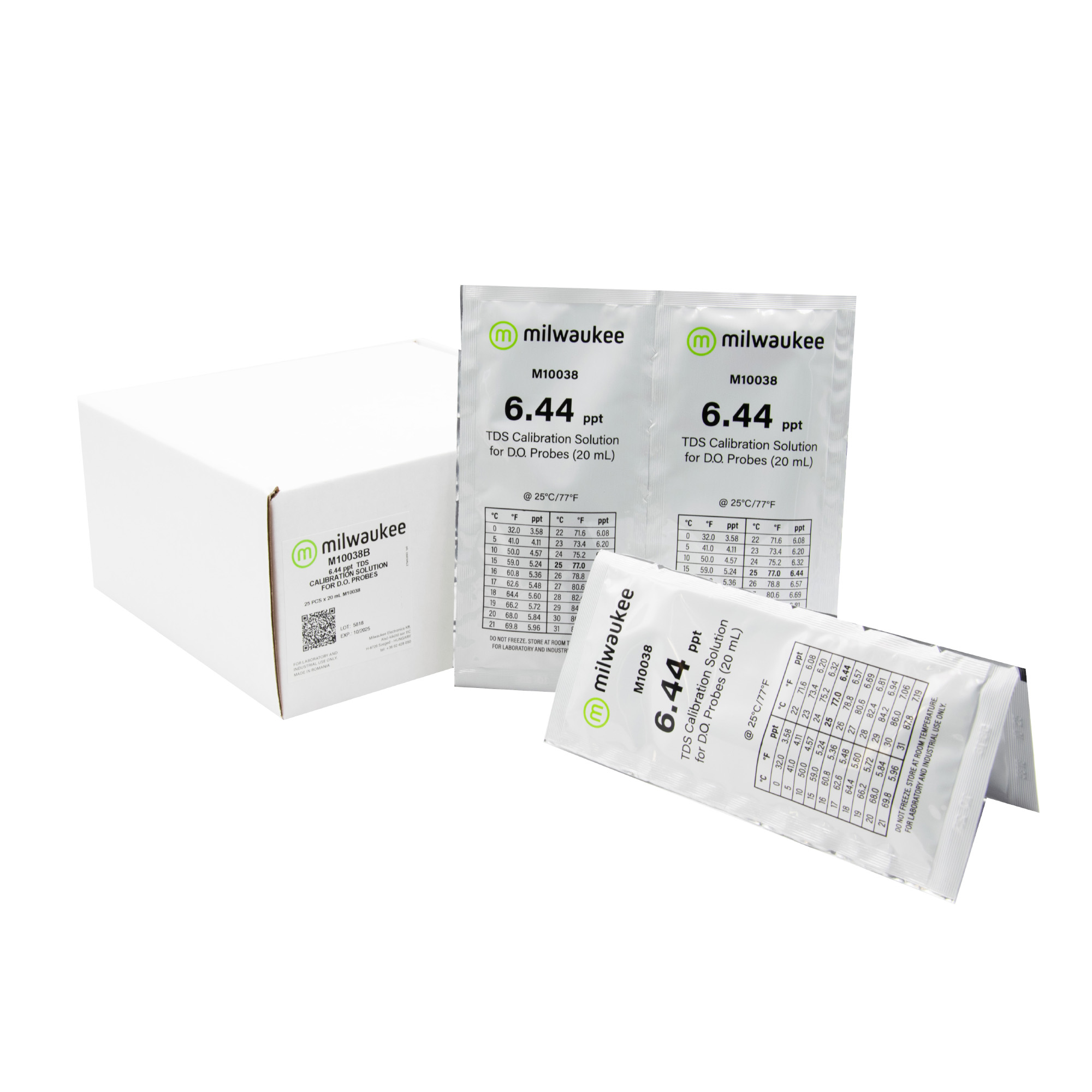 Milwaukee M10038B 6.44 ppt TDS Kalibrierlösung im Beutel, 25 Beutel á 20ml Milwaukee M10038B 6.44 ppt TDS Kalibrierlösung Beutel Vorderseite mit Verpackung im Hintergrund, 25 Einzelbeutel á 20 ml, Kalibrierlösung für TDS Messgeräte, praktische Portionsbeutel
