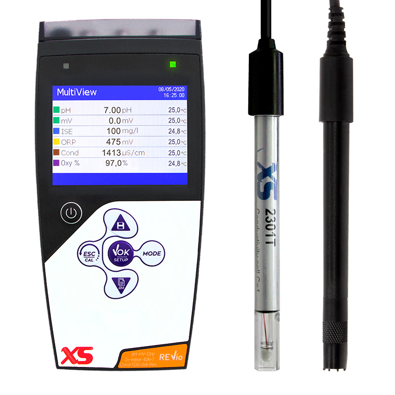 REVIO mit Leitfähigkeitsmesszelle und Sauerstoffsensor im Koffer Messgerät, 3m Festkabeln und integriertem Temperatursensor, XS REVIO Multiparametergerät mit Micro-USB Schnittstelle und stabilitätsanzeige