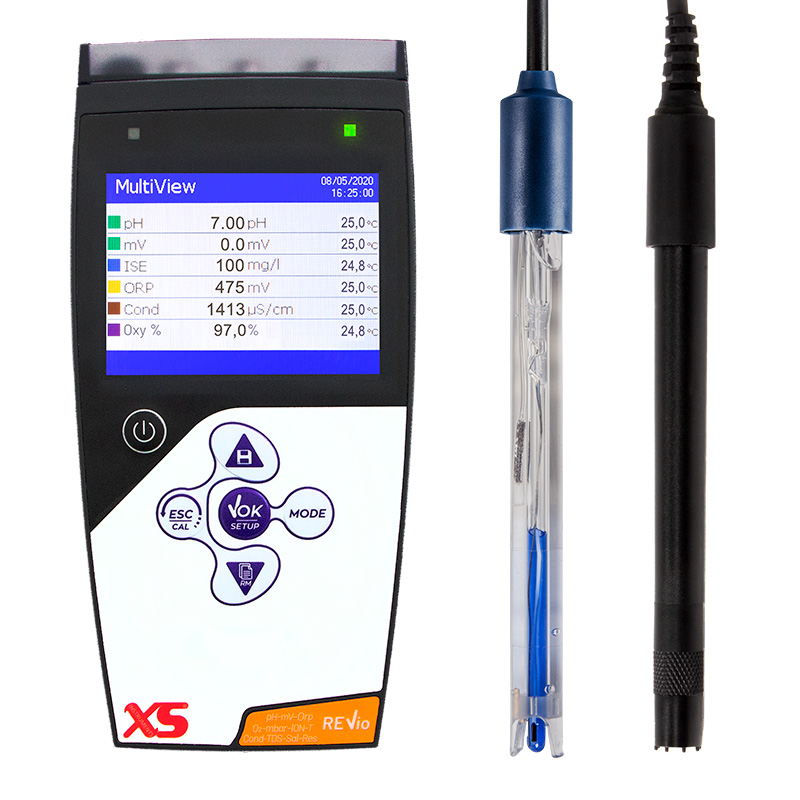REVIO mit pH Elektrode und Sauerstoffsensor im Koffer